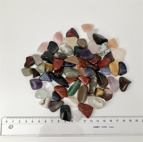 Lykkepakke med krystaller fra Afrika ca. 375 gram